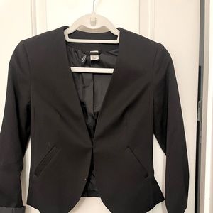Womens H&M blazer size 2